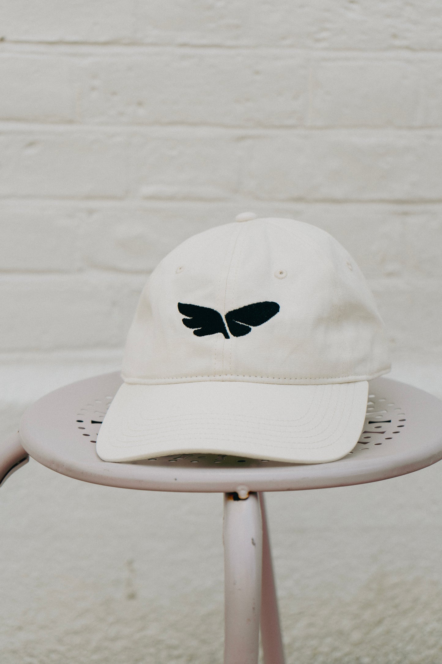 Wings Cap (Ecru)